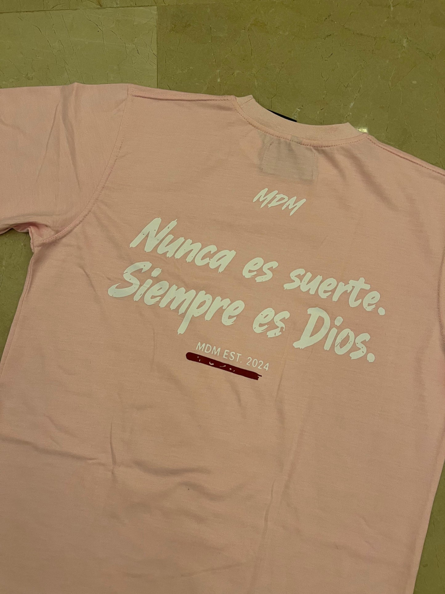 Pink nunca es suete tee