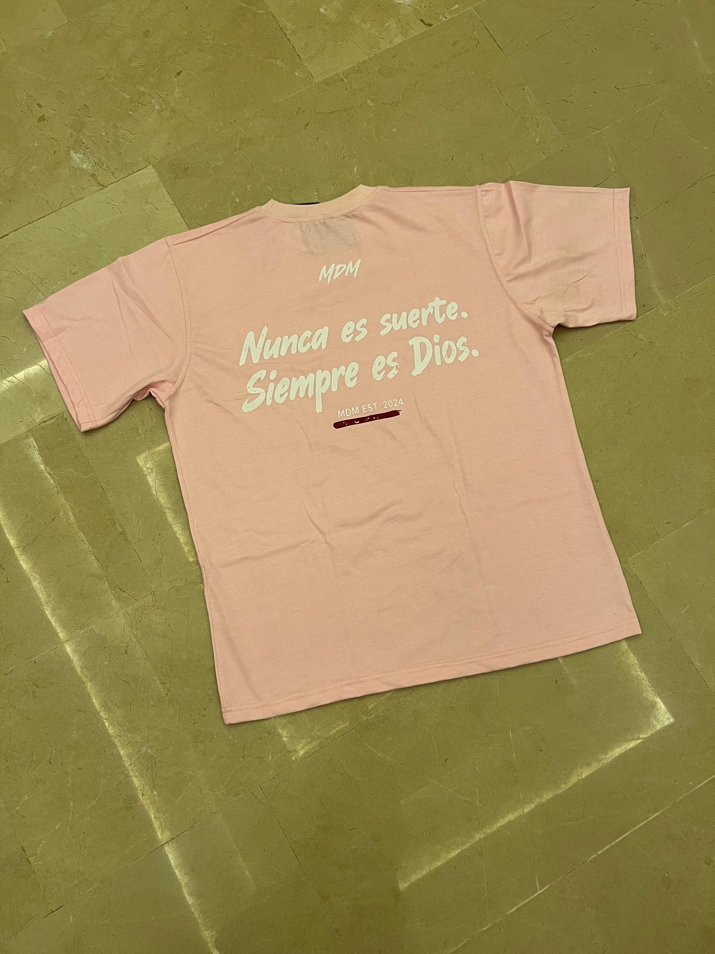 Pink nunca es suete tee