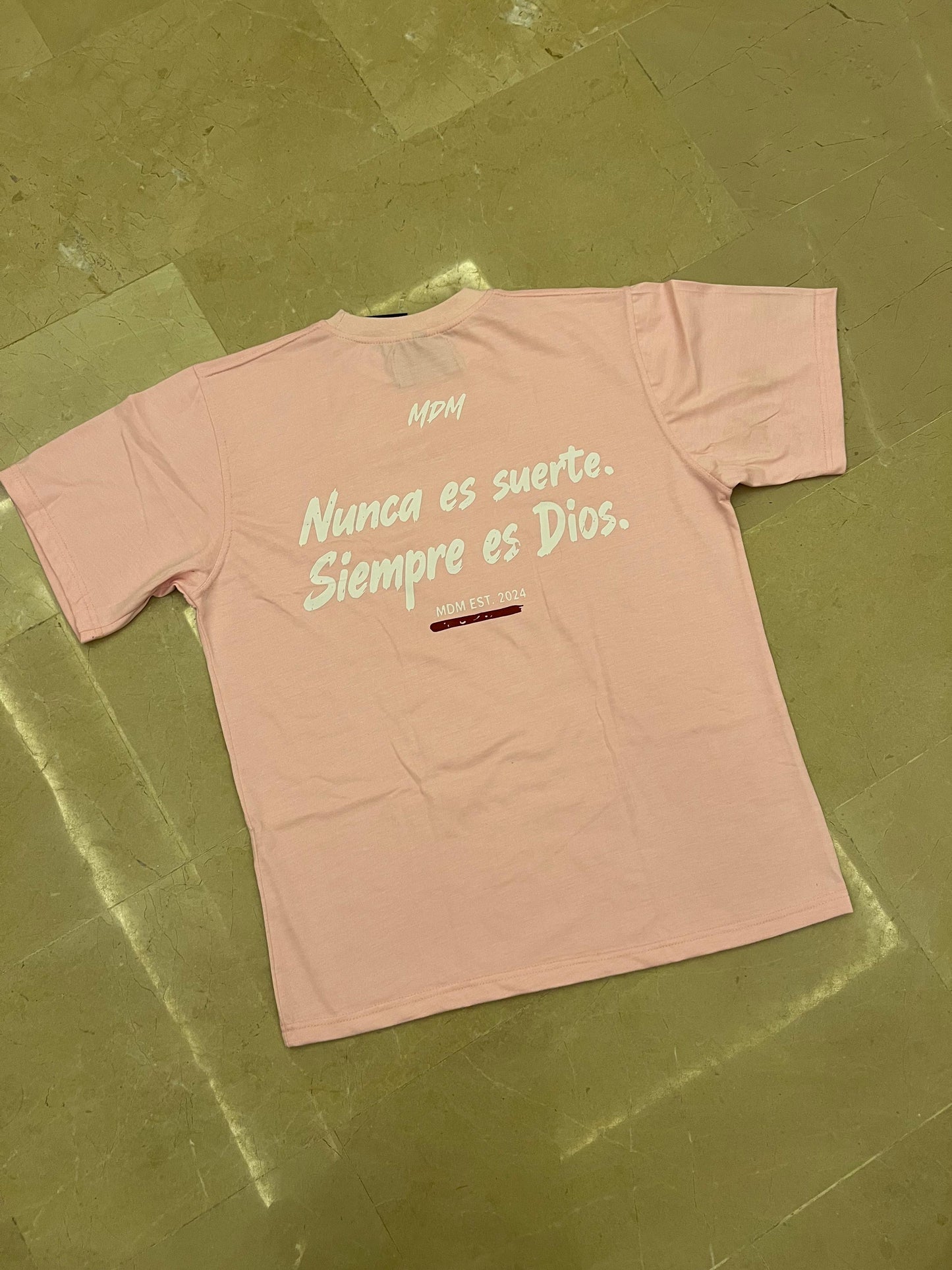 Pink nunca es suete tee